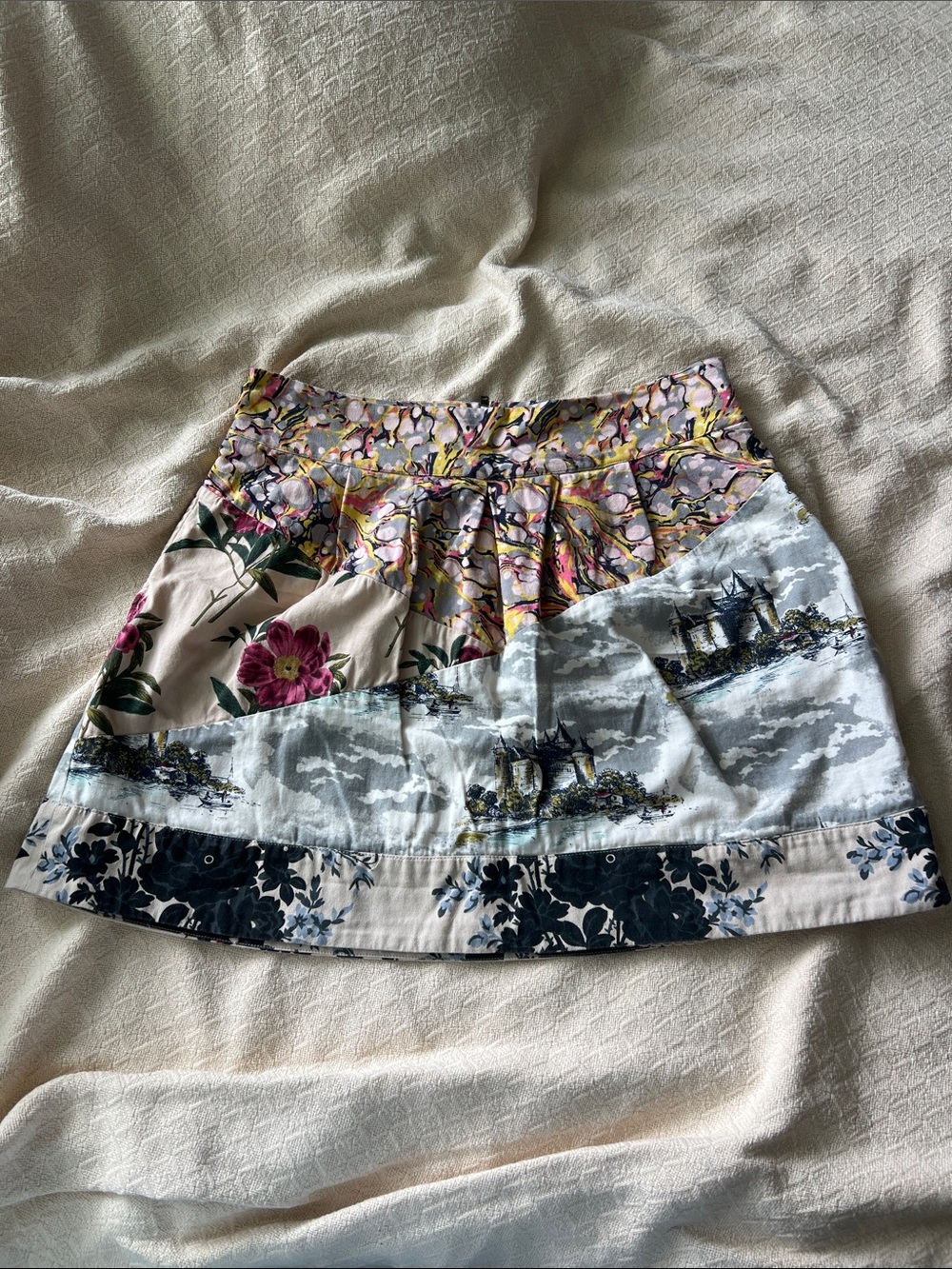 Anthropologie Leifnotes Mini Skirt W 12 Fortress Floral Pleated skirt. Patchwork